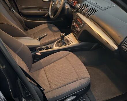 БМВ 1 Серия 2009 в Киеве на Automoto.ua Черный БМВ 1 Серия, объемом двигателя 2 л и пробегом 220 тыс. км за 4200 $, фото 15 на Automoto.ua