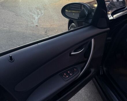 БМВ 1 Серия 2009 в Киеве на Automoto.ua Черный БМВ 1 Серия, объемом двигателя 2 л и пробегом 220 тыс. км за 4200 $, фото 12 на Automoto.ua