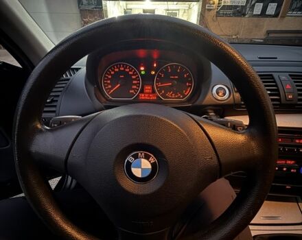 БМВ 1 Серия 2009 в Киеве на Automoto.ua Черный БМВ 1 Серия, объемом двигателя 2 л и пробегом 220 тыс. км за 4200 $, фото 14 на Automoto.ua