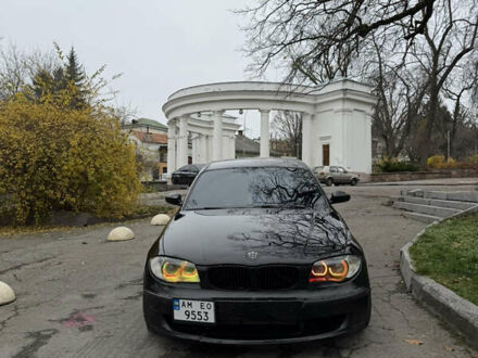 Чорний БМВ 1 Серія, об'ємом двигуна 2 л та пробігом 380 тис. км за 7500 $, фото 1 на Automoto.ua