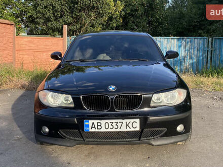 Черный БМВ 1 Серия, объемом двигателя 2 л и пробегом 394 тыс. км за 5000 $, фото 1 на Automoto.ua
