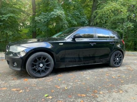 Черный БМВ 1 Серия, объемом двигателя 1.6 л и пробегом 297 тыс. км за 4500 $, фото 1 на Automoto.ua