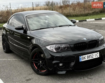 Черный БМВ 1 Серия, объемом двигателя 2 л и пробегом 240 тыс. км за 9500 $, фото 1 на Automoto.ua