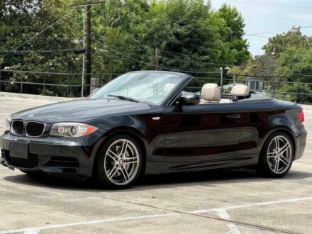Черный БМВ 1 Серия, объемом двигателя 3 л и пробегом 84 тыс. км за 6250 $, фото 1 на Automoto.ua