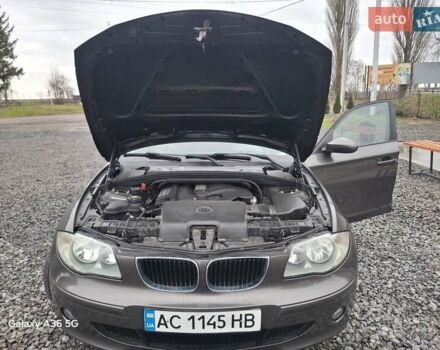 Коричневий БМВ 1 Серія, об'ємом двигуна 2 л та пробігом 342 тис. км за 5300 $, фото 25 на Automoto.ua