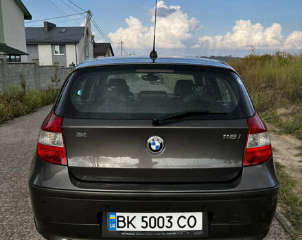 Коричневый БМВ 1 Серия, объемом двигателя 2 л и пробегом 193 тыс. км за 7000 $, фото 4 на Automoto.ua