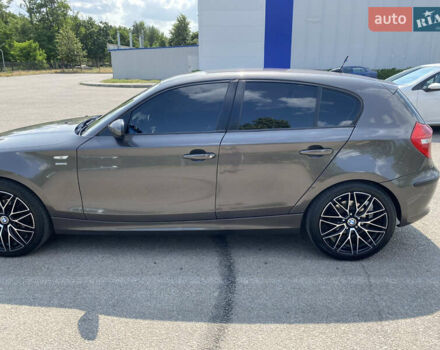 Коричневый БМВ 1 Серия, объемом двигателя 1.6 л и пробегом 179 тыс. км за 8800 $, фото 6 на Automoto.ua