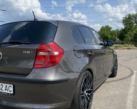 Коричневый БМВ 1 Серия, объемом двигателя 1.6 л и пробегом 179 тыс. км за 8800 $, фото 9 на Automoto.ua