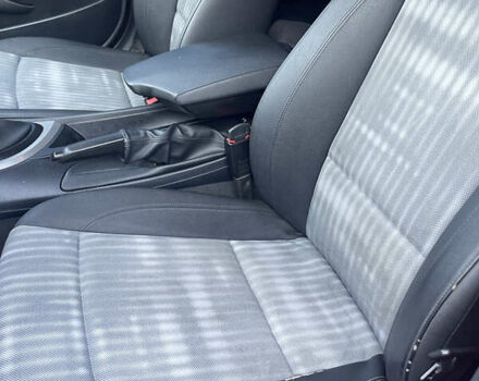 Червоний БМВ 1 Серія, об'ємом двигуна 2 л та пробігом 183 тис. км за 6450 $, фото 17 на Automoto.ua