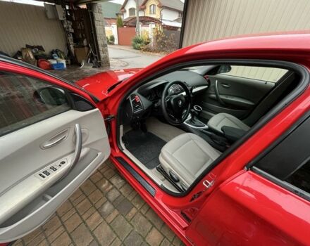 Красный БМВ 1 Серия, объемом двигателя 2 л и пробегом 300 тыс. км за 6500 $, фото 1 на Automoto.ua