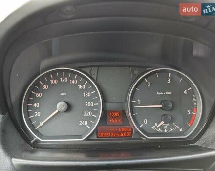 Красный БМВ 1 Серия, объемом двигателя 2 л и пробегом 310 тыс. км за 7200 $, фото 13 на Automoto.ua