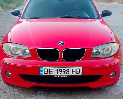 Червоний БМВ 1 Серія, об'ємом двигуна 2 л та пробігом 256 тис. км за 5500 $, фото 8 на Automoto.ua