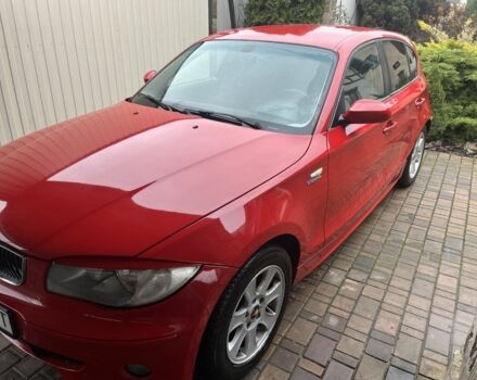 Красный БМВ 1 Серия, объемом двигателя 2 л и пробегом 300 тыс. км за 6500 $, фото 4 на Automoto.ua