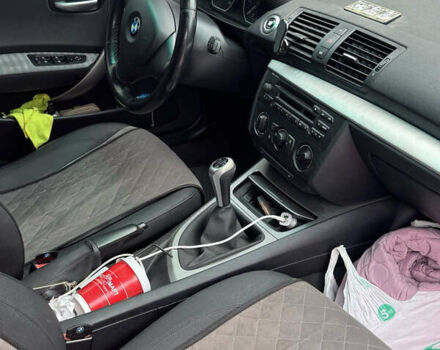 Красный БМВ 1 Серия, объемом двигателя 1.6 л и пробегом 214 тыс. км за 5700 $, фото 3 на Automoto.ua