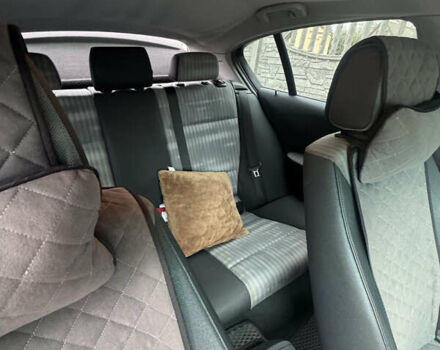 Красный БМВ 1 Серия, объемом двигателя 1.6 л и пробегом 214 тыс. км за 5700 $, фото 1 на Automoto.ua