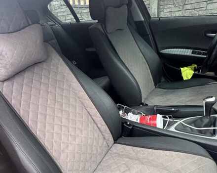 Красный БМВ 1 Серия, объемом двигателя 1.6 л и пробегом 214 тыс. км за 5700 $, фото 2 на Automoto.ua