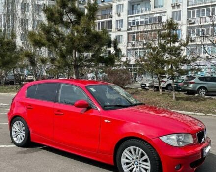 Красный БМВ 1 Серия, объемом двигателя 2 л и пробегом 200 тыс. км за 7200 $, фото 3 на Automoto.ua
