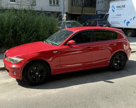 Красный БМВ 1 Серия, объемом двигателя 1.6 л и пробегом 260 тыс. км за 5000 $, фото 1 на Automoto.ua