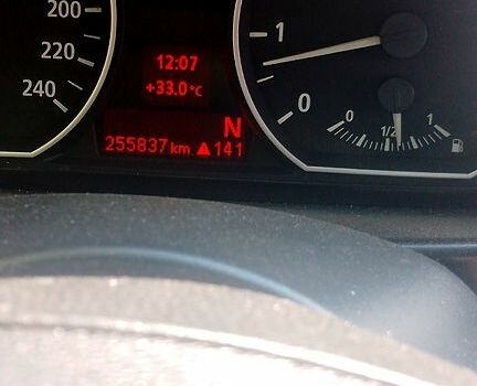 Червоний БМВ 1 Серія, об'ємом двигуна 2 л та пробігом 256 тис. км за 5500 $, фото 1 на Automoto.ua