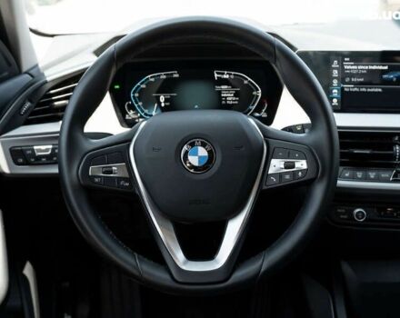 БМВ 1 Серія, об'ємом двигуна 2 л та пробігом 8 тис. км за 24900 $, фото 1 на Automoto.ua