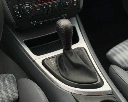 Серый БМВ 1 Серия, объемом двигателя 2 л и пробегом 200 тыс. км за 6999 $, фото 13 на Automoto.ua