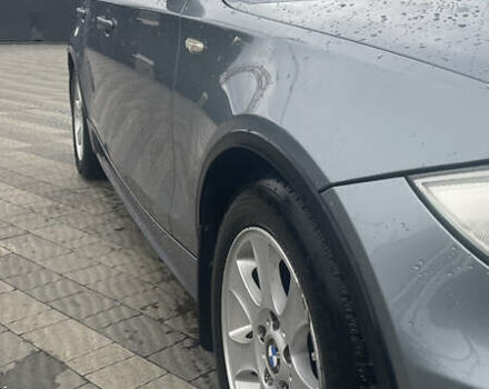 Серый БМВ 1 Серия, объемом двигателя 2 л и пробегом 283 тыс. км за 6300 $, фото 7 на Automoto.ua