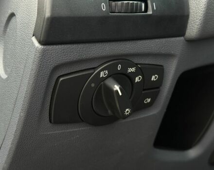 Серый БМВ 1 Серия, объемом двигателя 2 л и пробегом 200 тыс. км за 6999 $, фото 15 на Automoto.ua