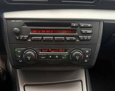 Сірий БМВ 1 Серія, об'ємом двигуна 2 л та пробігом 186 тис. км за 6300 $, фото 8 на Automoto.ua