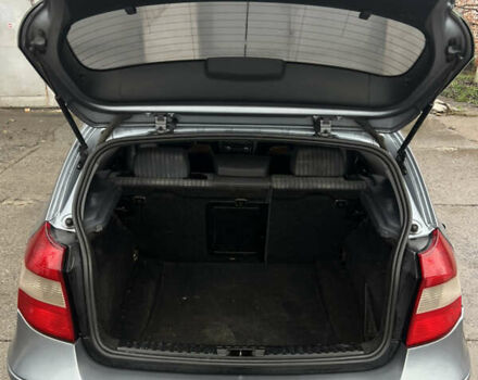 Серый БМВ 1 Серия, объемом двигателя 2 л и пробегом 311 тыс. км за 4600 $, фото 4 на Automoto.ua