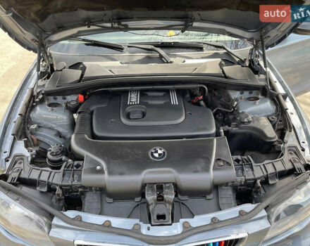 Серый БМВ 1 Серия, объемом двигателя 2 л и пробегом 230 тыс. км за 5500 $, фото 7 на Automoto.ua