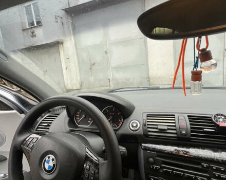 Серый БМВ 1 Серия, объемом двигателя 2 л и пробегом 311 тыс. км за 4600 $, фото 5 на Automoto.ua