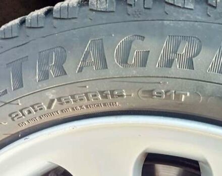 Серый БМВ 1 Серия, объемом двигателя 1.6 л и пробегом 163 тыс. км за 6700 $, фото 8 на Automoto.ua