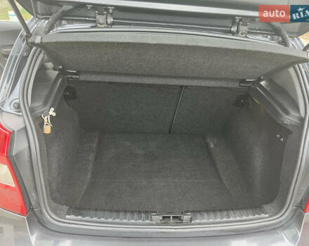 Серый БМВ 1 Серия, объемом двигателя 2 л и пробегом 260 тыс. км за 5700 $, фото 8 на Automoto.ua