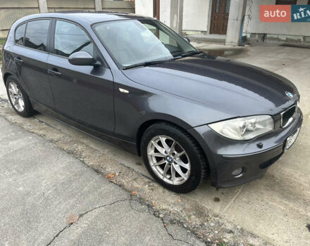 Серый БМВ 1 Серия, объемом двигателя 2 л и пробегом 260 тыс. км за 5700 $, фото 2 на Automoto.ua
