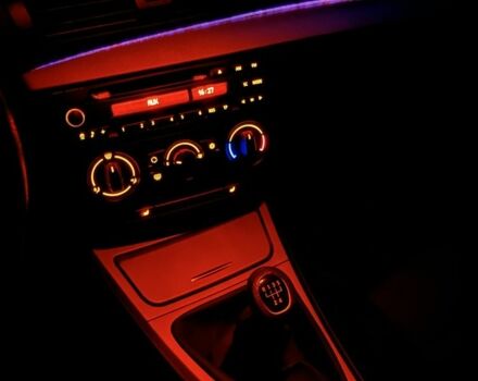 Серый БМВ 1 Серия, объемом двигателя 1.6 л и пробегом 313 тыс. км за 4500 $, фото 13 на Automoto.ua