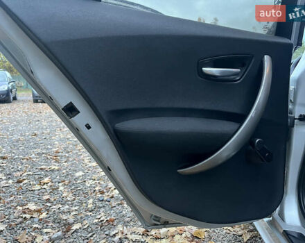 БМВ 1 Серия 2005 в Харькове на Automoto.ua Серый БМВ 1 Серия, объемом двигателя 1.6 л и пробегом 348 тыс. км за 4500 $, фото 15 на Automoto.ua