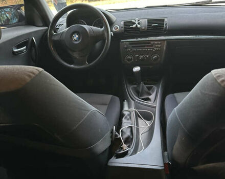 Серый БМВ 1 Серия, объемом двигателя 2 л и пробегом 245 тыс. км за 5000 $, фото 8 на Automoto.ua