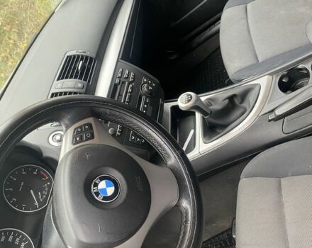 Серый БМВ 1 Серия, объемом двигателя 1.6 л и пробегом 350 тыс. км за 5000 $, фото 2 на Automoto.ua