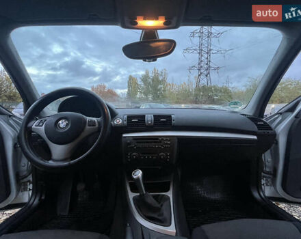 БМВ 1 Серия 2005 в Харькове на Automoto.ua Серый БМВ 1 Серия, объемом двигателя 1.6 л и пробегом 348 тыс. км за 4500 $, фото 13 на Automoto.ua