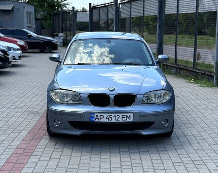 Серый БМВ 1 Серия, объемом двигателя 2 л и пробегом 0 тыс. км за 5600 $, фото 1 на Automoto.ua