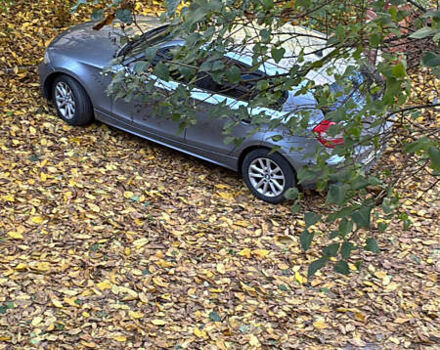 БМВ 1 Серия 2005 в Новояворовск на Automoto.ua Серый БМВ 1 Серия, объемом двигателя 1.6 л и пробегом 278 тыс. км за 5699 $, фото 1 на Automoto.ua