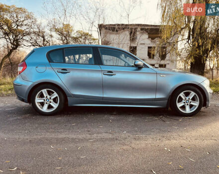 Серый БМВ 1 Серия, объемом двигателя 2 л и пробегом 241 тыс. км за 6000 $, фото 3 на Automoto.ua