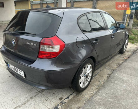 Серый БМВ 1 Серия, объемом двигателя 2 л и пробегом 260 тыс. км за 5700 $, фото 3 на Automoto.ua