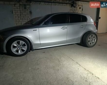 Серый БМВ 1 Серия, объемом двигателя 2 л и пробегом 195 тыс. км за 6000 $, фото 1 на Automoto.ua