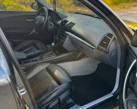 Серый БМВ 1 Серия, объемом двигателя 2 л и пробегом 258 тыс. км за 6999 $, фото 9 на Automoto.ua