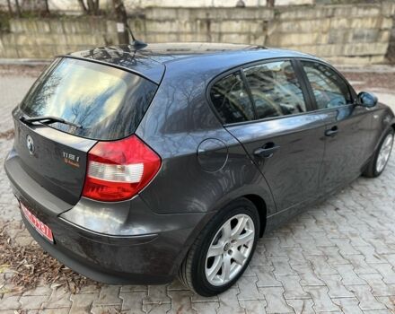 Серый БМВ 1 Серия, объемом двигателя 2 л и пробегом 204 тыс. км за 6700 $, фото 2 на Automoto.ua