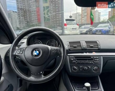 Серый БМВ 1 Серия, объемом двигателя 2 л и пробегом 285 тыс. км за 5190 $, фото 13 на Automoto.ua