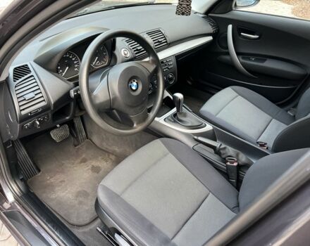 Серый БМВ 1 Серия, объемом двигателя 2 л и пробегом 204 тыс. км за 6700 $, фото 4 на Automoto.ua