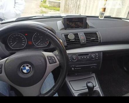 Серый БМВ 1 Серия, объемом двигателя 2 л и пробегом 239 тыс. км за 6300 $, фото 8 на Automoto.ua