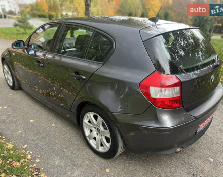 Серый БМВ 1 Серия, объемом двигателя 2 л и пробегом 203 тыс. км за 6950 $, фото 9 на Automoto.ua